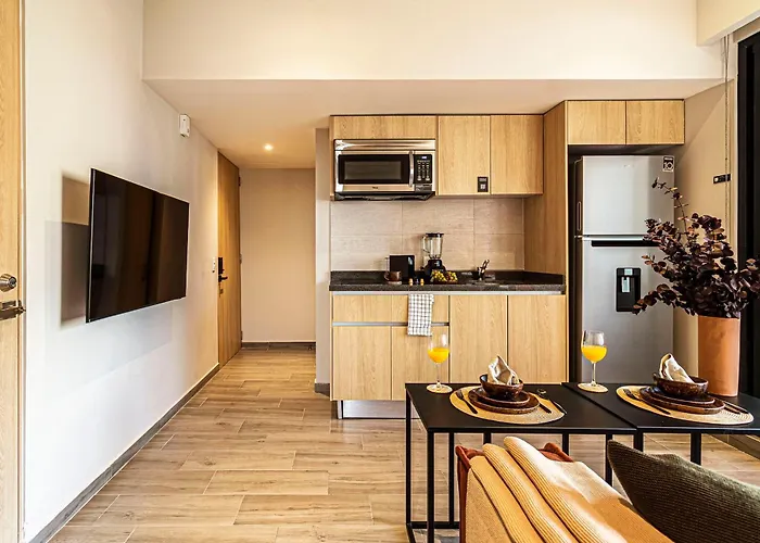 Kukun Homero Polanco 4* Mexico City