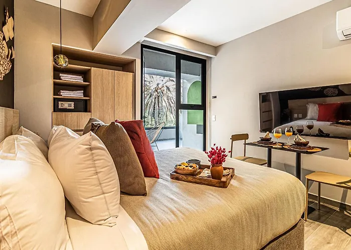 Kukun Homero Polanco Aparthotel Mexico City